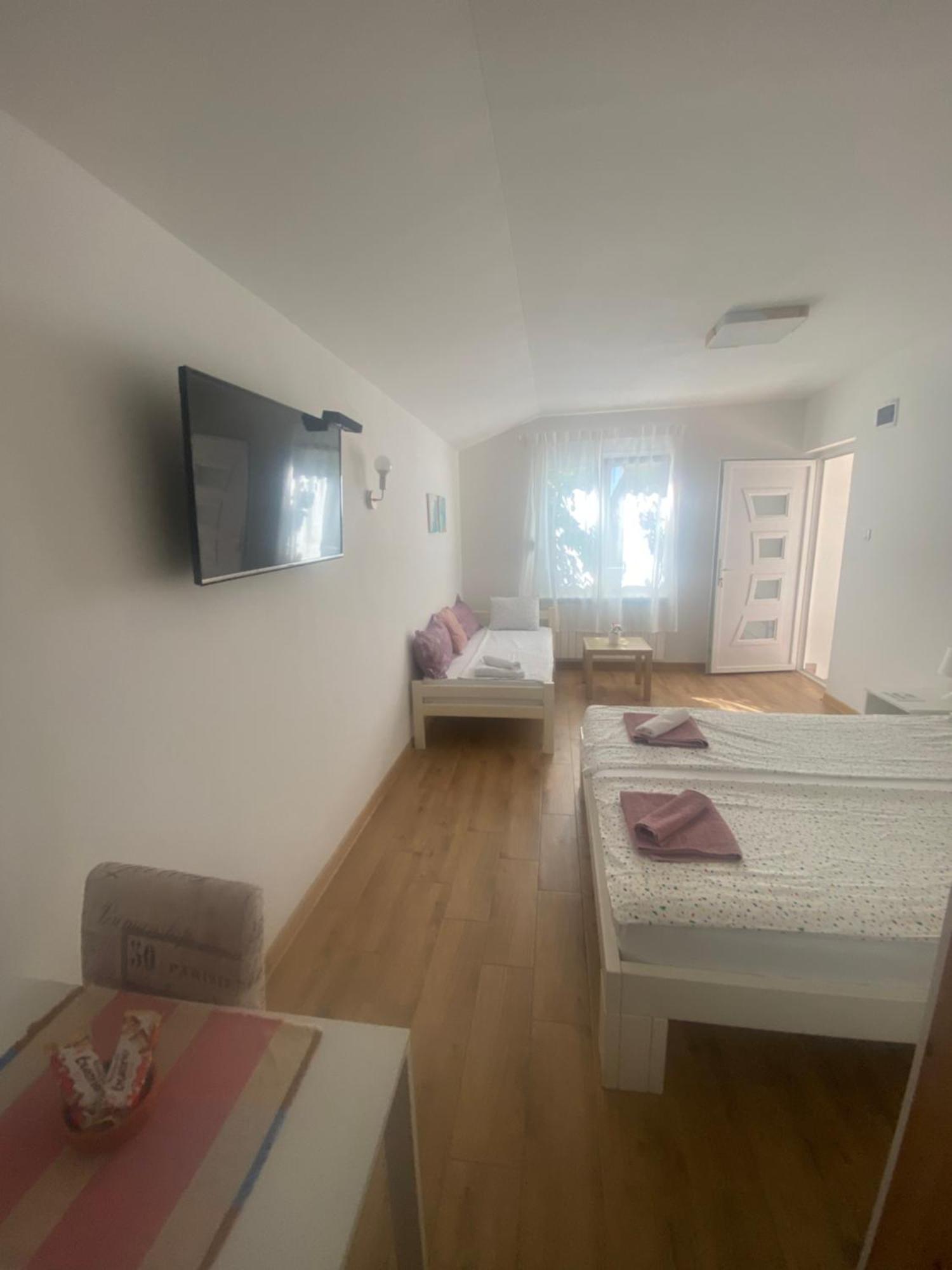 Garden Apartmani 3 Белград Экстерьер фото